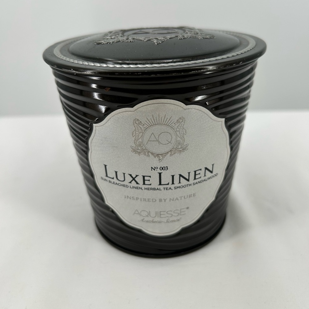 Aquiesse Luxe Linen Scented Candle  No 003 Includes Matches Black Portfolio Tin